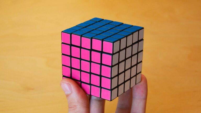 Guía para armar un cubo de Rubik 5x5