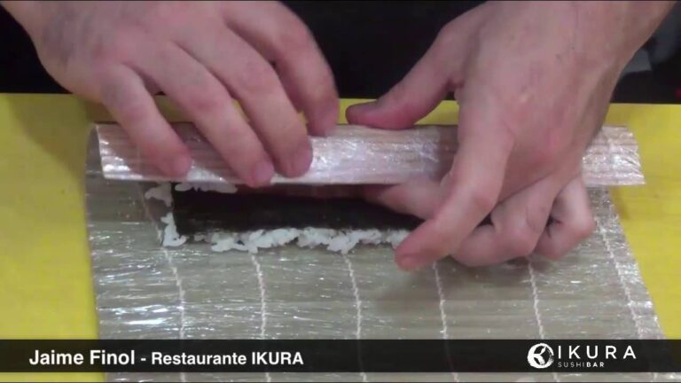 Cómo hacer uramaki: guía paso a paso