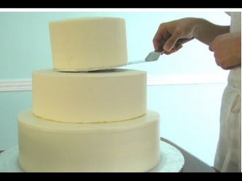 Guía para montar una torta de 4 pisos